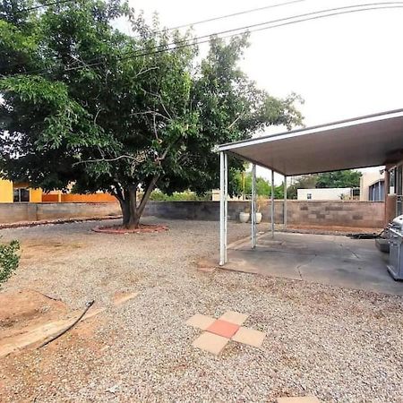 Amazing 2Br Home - Steps To Unm North Campus Albuquerque Exterior photo