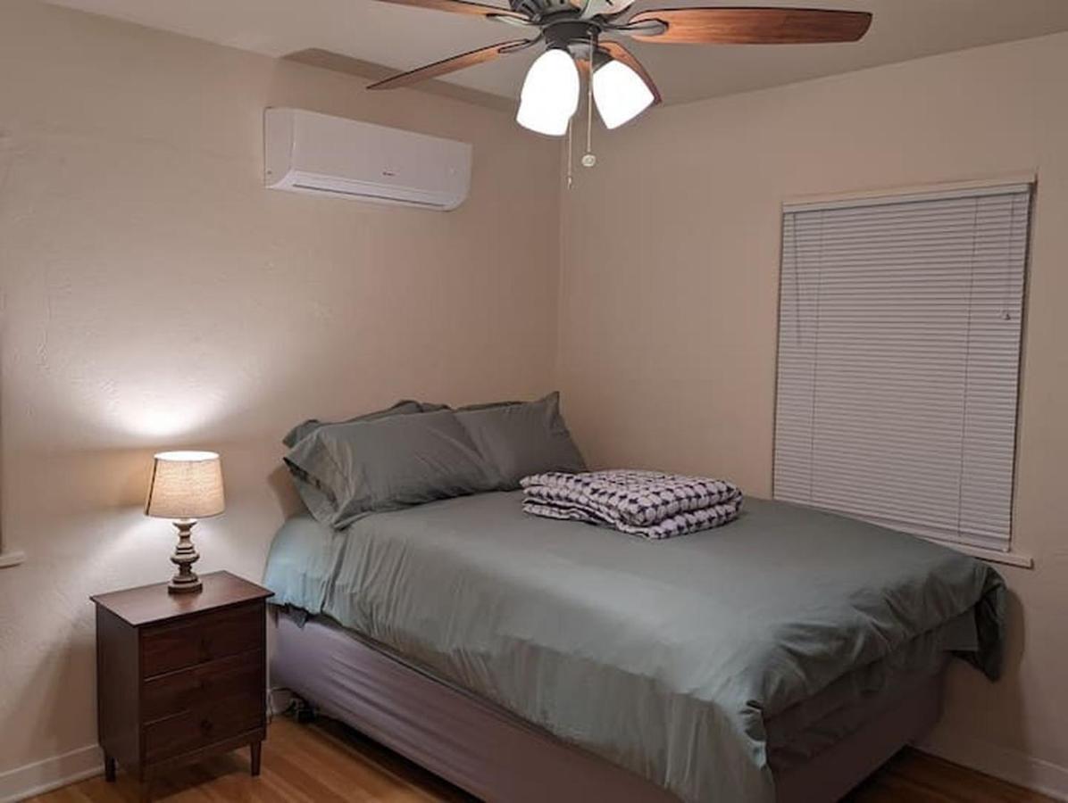 Amazing 2Br Home - Steps To Unm North Campus Albuquerque Exterior photo